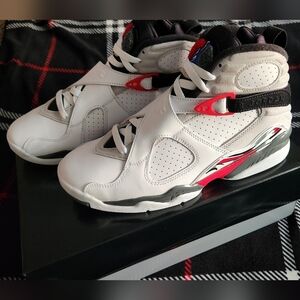AUTHENTIC AIR JORDAN VIII BUGS BUNNY SIZE 8
